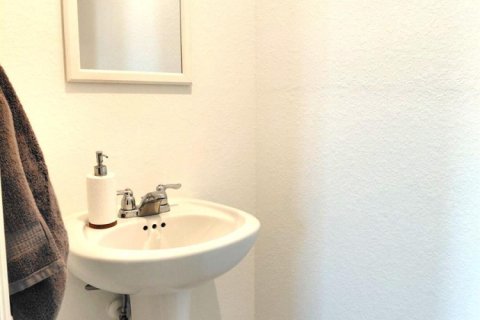 Купить кондоминиум в Лейк-Уорт, Флорида 4 комнаты, 104.24м2, № 2085438 - фото 9