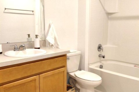 Купить кондоминиум в Лейк-Уорт, Флорида 4 комнаты, 104.24м2, № 2085438 - фото 20