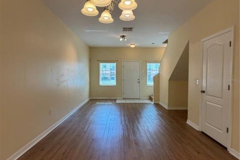 Townhouse in Lakeland, Florida 2 bedrooms, 113.71 sq.m. № 2155257 - photo 2