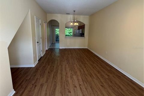Townhouse in Lakeland, Florida 2 bedrooms, 113.71 sq.m. № 2155257 - photo 3