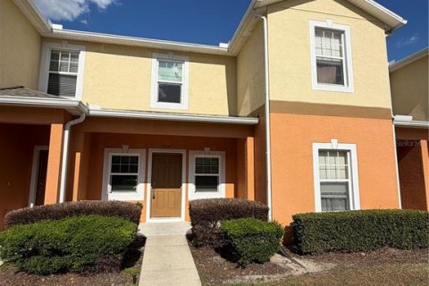 Townhouse in Lakeland, Florida 2 bedrooms, 113.71 sq.m. № 2155257