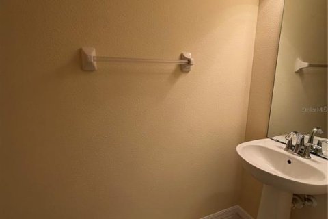 Townhouse in Lakeland, Florida 2 bedrooms, 113.71 sq.m. № 2155257 - photo 5