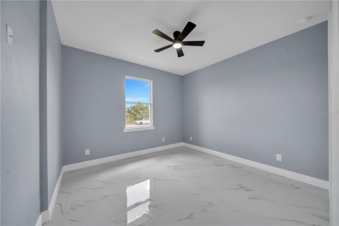 Casa en venta en Lehigh Acres, Florida, 3 dormitorios, 142.7 m2 № 1849490 - foto 3