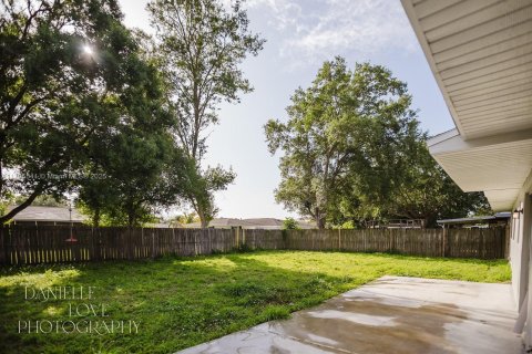 Villa ou maison à vendre à Port St. Lucie, Floride: 3 chambres, 108.32 m2 № 1711701 - photo 10
