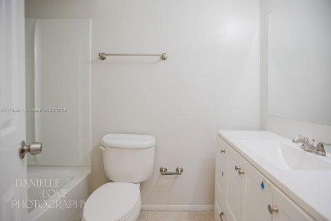 Villa ou maison à vendre à Port St. Lucie, Floride: 3 chambres, 108.32 m2 № 1711701 - photo 12