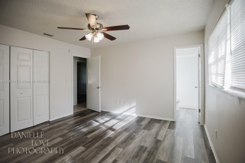 Villa ou maison à vendre à Port St. Lucie, Floride: 3 chambres, 108.32 m2 № 1711701 - photo 14