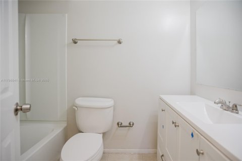 Villa ou maison à vendre à Port St. Lucie, Floride: 3 chambres, 108.32 m2 № 1711701 - photo 20