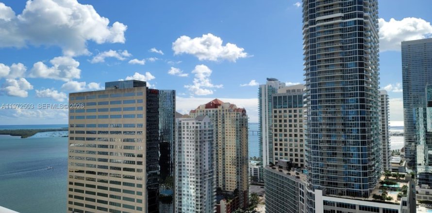 Condo in Miami, Florida, 2 bedrooms  № 2040378