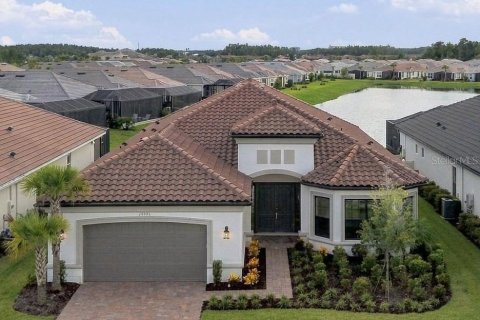 Casa en Wesley Chapel, Florida 3 dormitorios, 288.37 m2 № 2364480