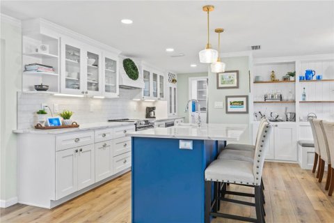 Villa ou maison à louer à Sarasota, Floride: 3 chambres, 152.55 m2 № 2205542 - photo 13