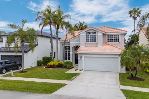 House in Pembroke Pines, Florida 4 bedrooms, 202.06 sq.m. № 2021964 - photo 29