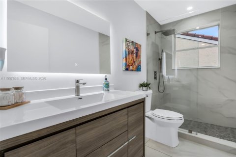 House in Pembroke Pines, Florida 4 bedrooms, 202.06 sq.m. № 2021964 - photo 28