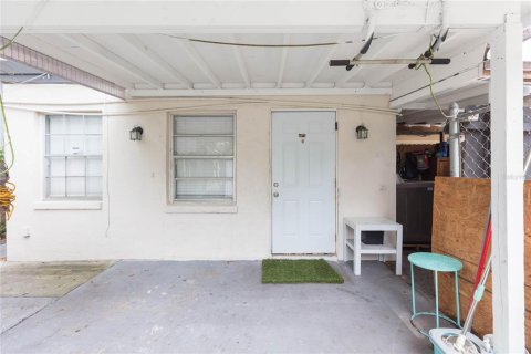 Immobilier commercial à vendre à Tampa, Floride: 6 chambres, 193.98 m2 № 2405537 - photo 28