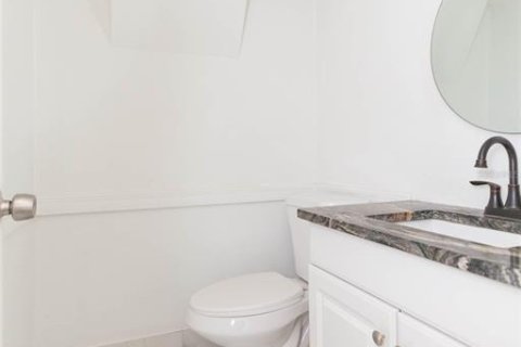 Immobilier commercial à vendre à Tampa, Floride: 6 chambres, 193.98 m2 № 2405537 - photo 14