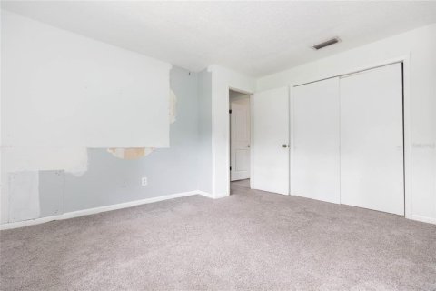 Immobilier commercial à vendre à Tampa, Floride: 6 chambres, 193.98 m2 № 2405537 - photo 19