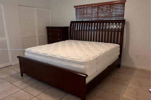 Condominio en venta en Pinecrest, Florida, 1 dormitorio, 68.75 m2 № 1874953 - foto 23