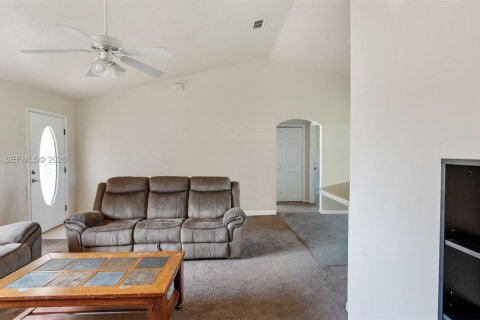 Villa ou maison à vendre à Ocala, Floride: 3 chambres, 127.65 m2 № 2153555 - photo 5