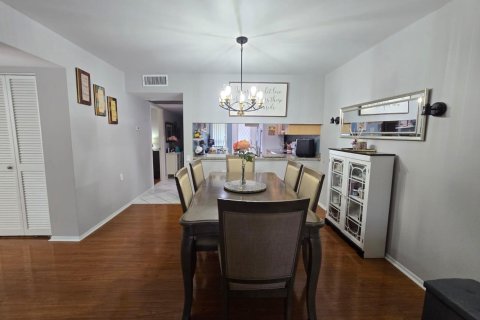 Copropriété à vendre à Coconut Creek, Floride: 2 chambres, 103.96 m2 № 2084574 - photo 2