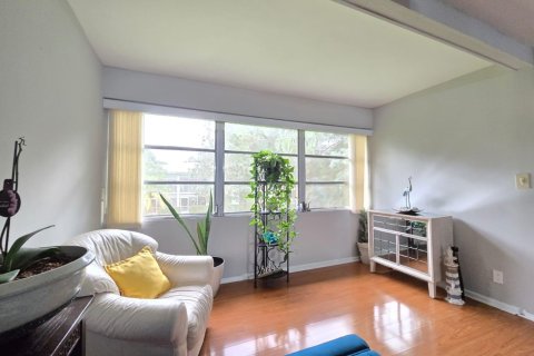 Copropriété à vendre à Coconut Creek, Floride: 2 chambres, 103.96 m2 № 2084574 - photo 7