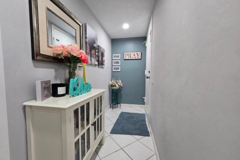 Condo à Coconut Creek, Floride, 2 chambres  № 2084574