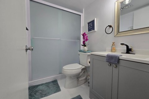 Copropriété à vendre à Coconut Creek, Floride: 2 chambres, 103.96 m2 № 2084574 - photo 11