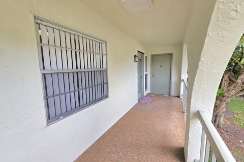 Copropriété à vendre à Coconut Creek, Floride: 2 chambres, 103.96 m2 № 2084574 - photo 20