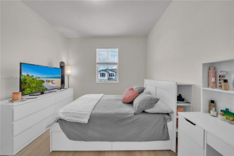 Adosado en venta en Miami, Florida, 3 dormitorios, 157.47 m2 № 1933104 - foto 29