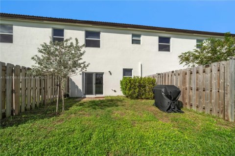 Adosado en venta en Miami, Florida, 3 dormitorios, 157.47 m2 № 1933104 - foto 7
