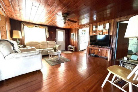 Villa ou maison à vendre à Frostproof, Floride: 3 chambres, 115.2 m2 № 2280606 - photo 6