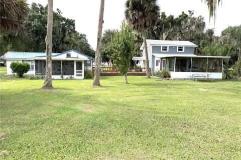 Villa ou maison à vendre à Frostproof, Floride: 3 chambres, 115.2 m2 № 2280606 - photo 2