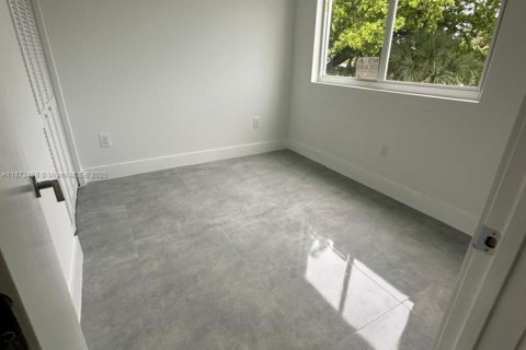 Casa en alquiler en Fort Lauderdale, Florida, 3 dormitorios № 2054853 - foto 9