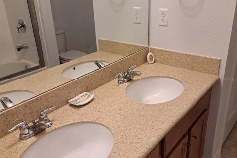 Villa ou maison à vendre à Orlando, Floride: 4 chambres, 255.85 m2 № 2096298 - photo 15