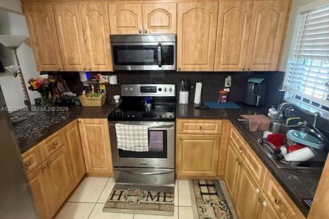 Купить кондоминиум в Хайалиа, Флорида 3 спальни, 94.76м2, № 2146503 - фото 6