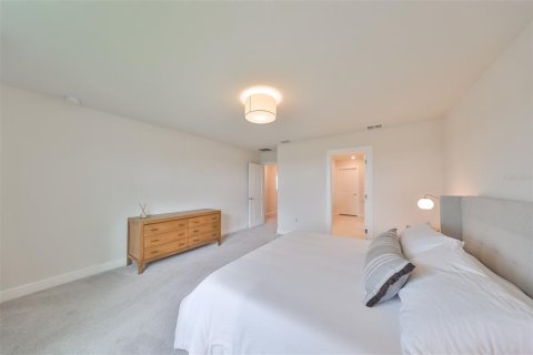 House in Wesley Chapel, Florida 5 bedrooms, 242.94 sq.m. № 1201880 - photo 22