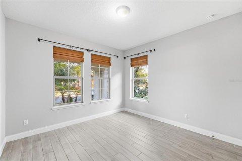 House in Windermere, Florida 6 bedrooms, 387.96 sq.m. № 2234259 - photo 10