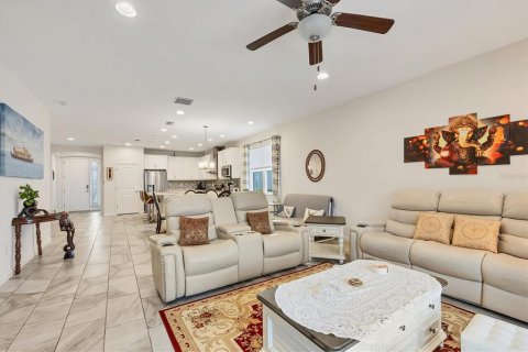 Villa ou maison à vendre à Parrish, Floride: 3 chambres, 182.92 m2 № 1903049 - photo 10