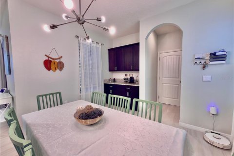 Villa ou maison à vendre à Winter Garden, Floride: 4 chambres, 230.77 m2 № 2097286 - photo 10