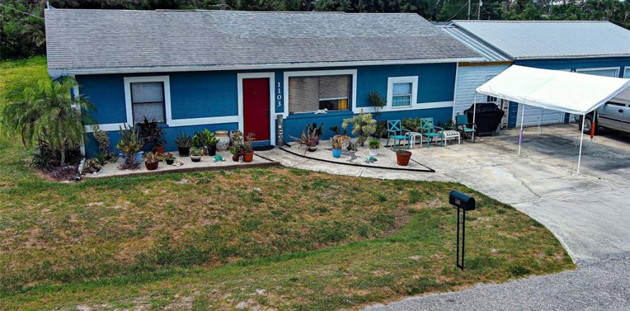 House in Nokomis, Florida 3 bedrooms, 125.42 sq.m. № 1759988