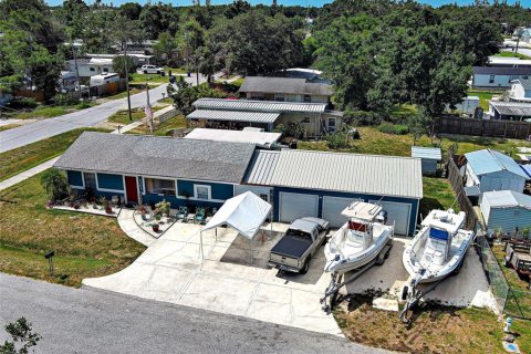 House in Nokomis, Florida 3 bedrooms, 125.42 sq.m. № 1759988 - photo 22