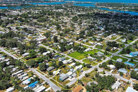 House in Nokomis, Florida 3 bedrooms, 125.42 sq.m. № 1759988 - photo 28