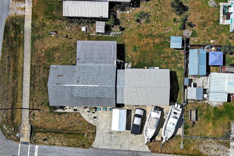 House in Nokomis, Florida 3 bedrooms, 125.42 sq.m. № 1759988 - photo 27