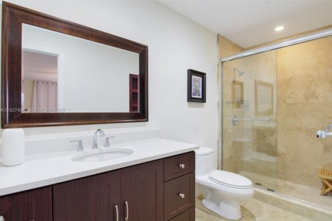 Casa en alquiler en Miami, Florida, 2 dormitorios, 117.24 m2 № 2055556 - foto 8