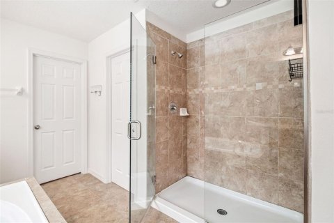 House in Orlando, Florida 4 bedrooms, 246.75 sq.m. № 1837388 - photo 16