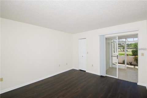 Condo in Venice, Florida, 2 bedrooms  № 1801320 - photo 8