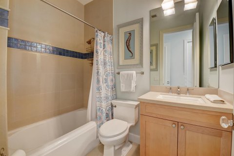 Townhouse in Delray Beach, Florida 4 bedrooms, 306.76 sq.m. № 2169676 - photo 22