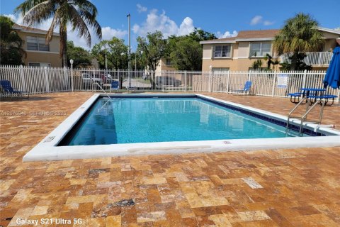 Copropriété à louer à Doral, Floride: 1 chambre, 72.46 m2 № 2317627 - photo 19