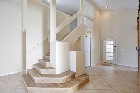 Casa en alquiler en Kissimmee, Florida, 4 dormitorios, 206.71 m2 № 1906833 - foto 7