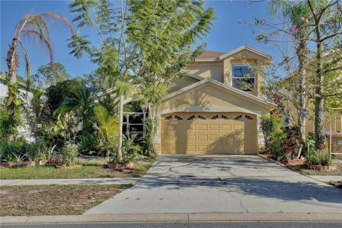 Casa en alquiler en Kissimmee, Florida, 4 dormitorios, 206.71 m2 № 1906833 - foto 1