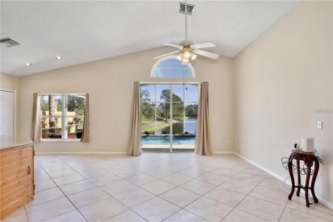 Casa en alquiler en Kissimmee, Florida, 4 dormitorios, 206.71 m2 № 1906833 - foto 13