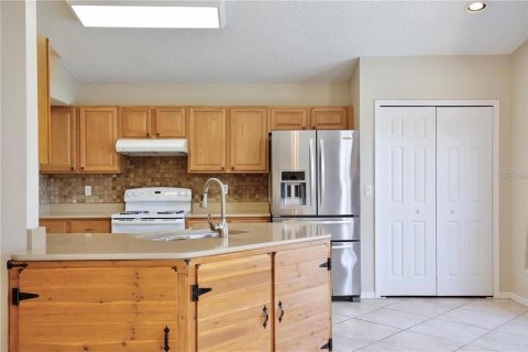 Casa en alquiler en Kissimmee, Florida, 4 dormitorios, 206.71 m2 № 1906833 - foto 11